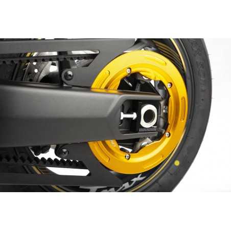 Set of tensioners for rear wheel axle