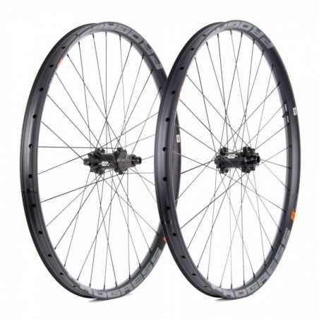 PROGRESS Juego de ruedas bicicleta MT PLUS NITRO HYBRID 27,5" BOOST 15X110/12X148 MICROSPLINE PUMTPH27BJMS