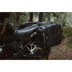 SW-MOTECH Bag with right adapter plate for lateral support SYSBAG WP L 27-40L SYSBAG WP L 27-40L BCSYS000061200R
