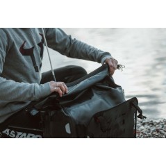 SW-MOTECH Bag with right adapter plate for lateral support SYSBAG WP L 27-40L SYSBAG WP L 27-40L BCSYS000061200R