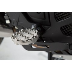 SW-MOTECH Kit estriberas reposapiés ION FRS0101110303S