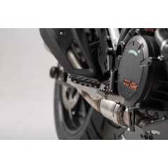 SW-MOTECH Kit estriberas reposapiés ION FRS0401110101S