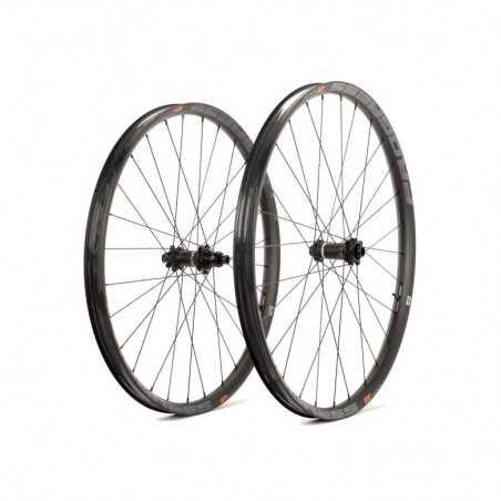 PROGRESS JUEGO DE RUEDAS 15X110/12X148 MT PLUS NEXO HYBRID MULLET BOOST MICROSPLINE PGRUMTPNIMHBJ5