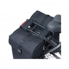 BASIL Alforjas traseras para bicicleta con sistema universal poliéster MOVE 30L (27X16X38 CM) BRIDGE 725845VAR