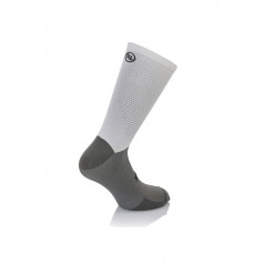 MB WEAR Calcetines de ciclismo con grafeno PRO GRAPHENE 726915VAR