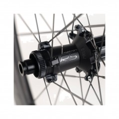 VISION Aerodynamic carbon road bike wheelset with disc and clincher system METRON 60 RS SL SHIMANO 11V CENTER TUBELESS READY CEN