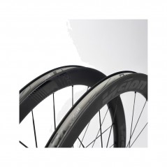 VISION Aerodynamic carbon road bike wheelset with disc and clincher system METRON 45 RS SL SHIMANO 11V TUBELESS READY CENTERLOCK