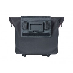 BASIL Polyester handlebar bag for city bikes with plate and hooks 8-11L (19X30X26 CM) MIK KF 727054